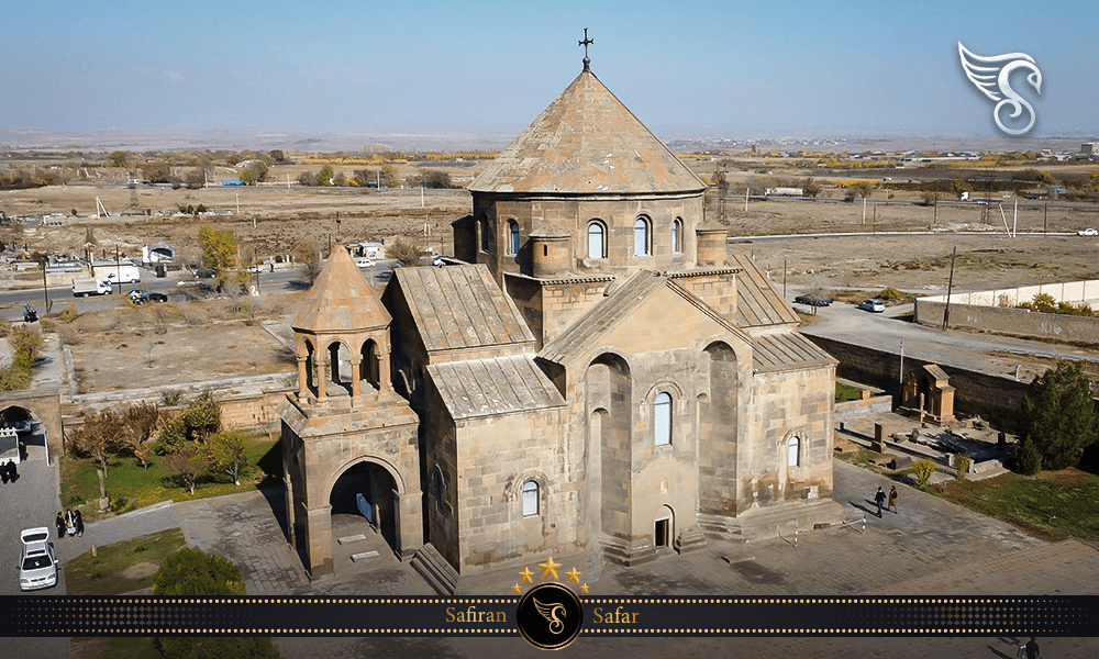 معماری کلیسای سنت هریپ سیمه در ارمنستان