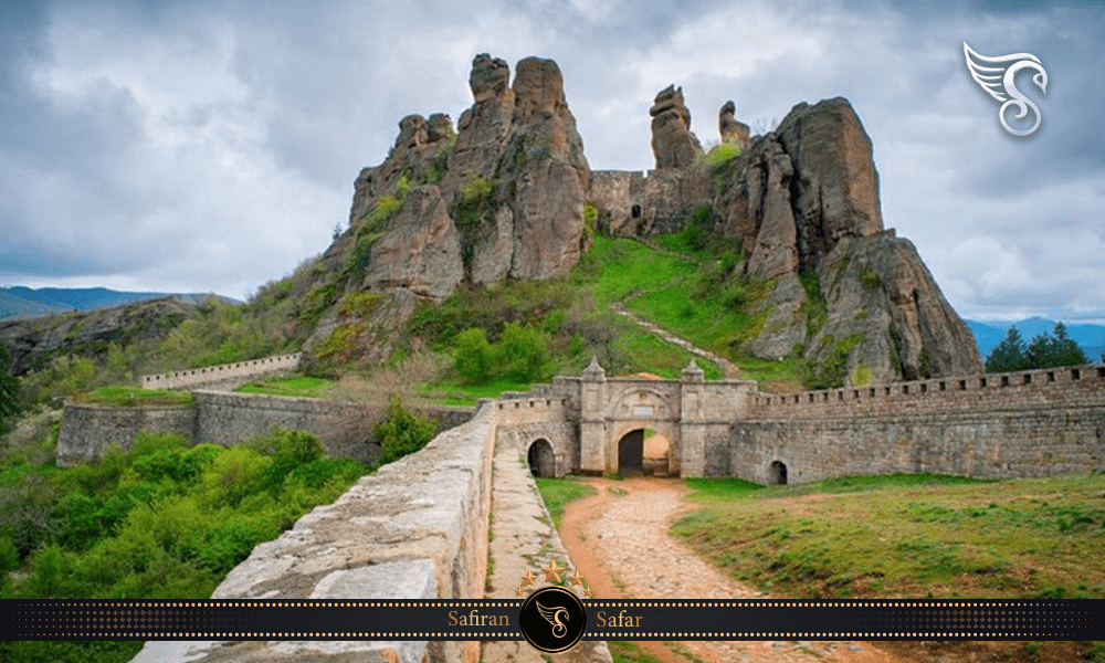 نمای بیرونی از قلعه بلوگرادچیک بلغارستان