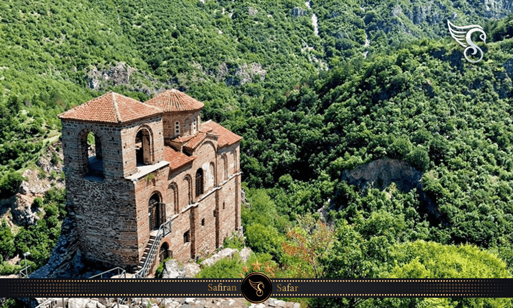 نمایی دیدنی از قلعه اسن بلغارستان