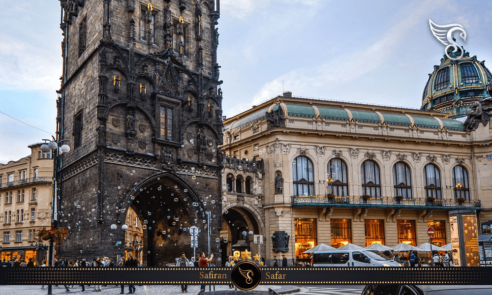 جاذبه های برج پودر چک