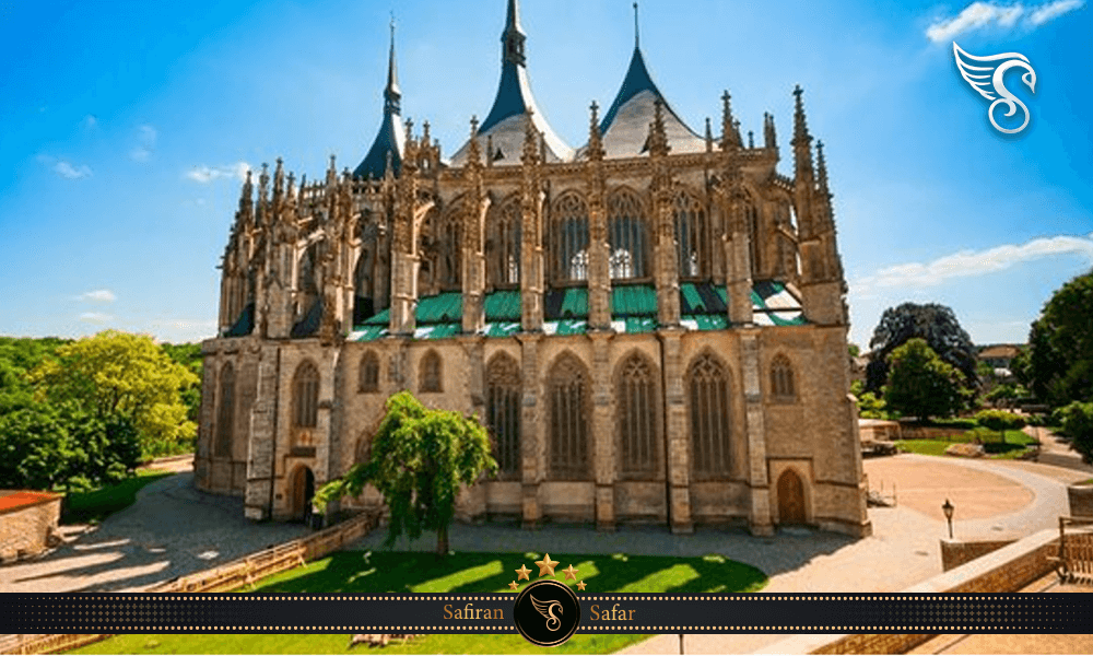 مشخصات کلی کلیسای جامع سنت باربارا