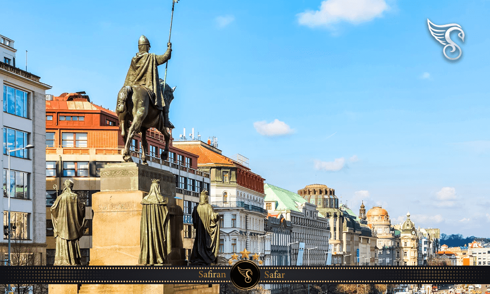 نحوه دسترسی به میدان واتسلاو چک