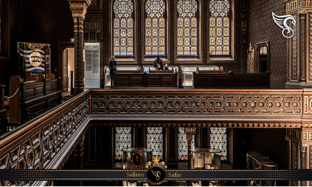 معماری کنیسه اسپانیایی چک