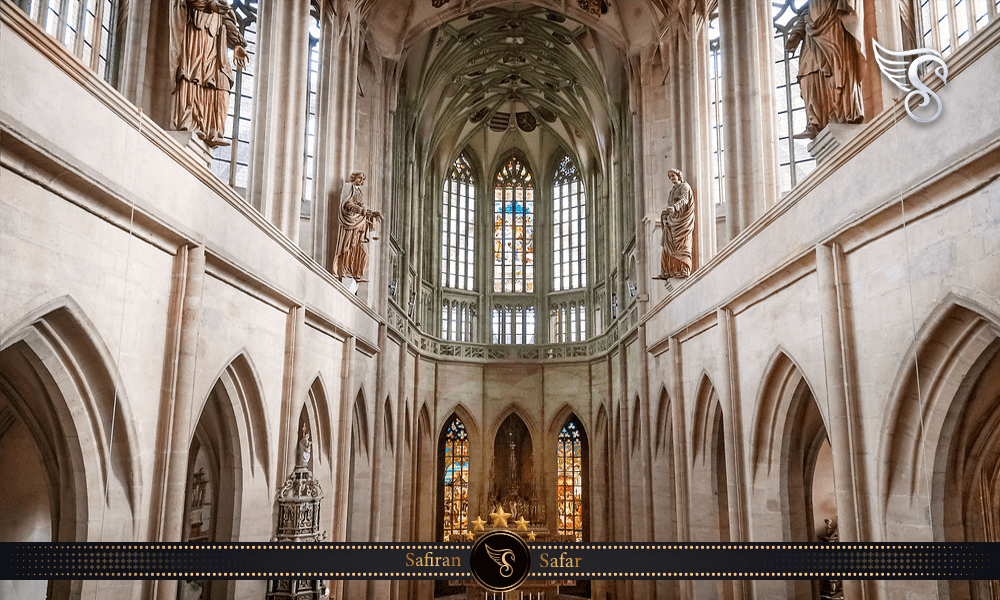 ساعات بازدید از کلیسای جامع سنت باربارا چک