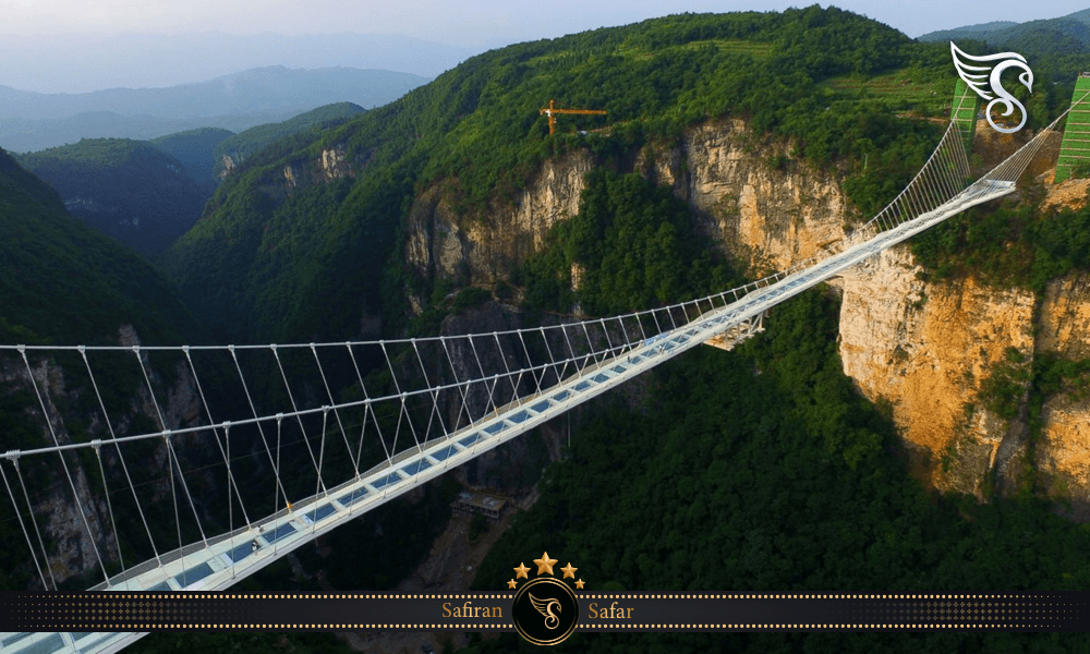 حقایق جالب درباره پل شیشه ‌ای ژانگجیاجی چین